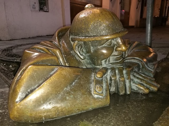 Monument to Plumber Chumil