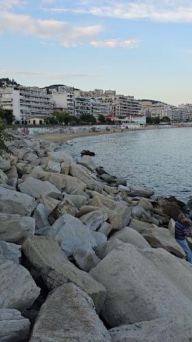 Περιστέρι - Καβάλα
