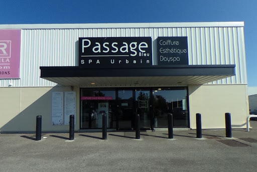 Blue Passage - Quetigny (near Dijon)