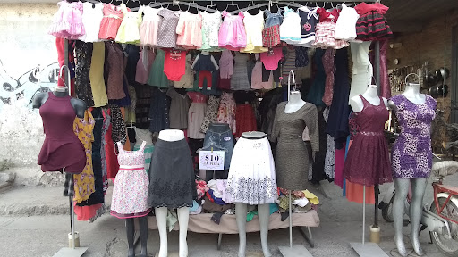 Rosy's Bazars - Visual