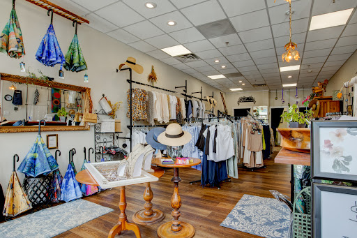 Vivian’s Boutique LLC - Thumbnail