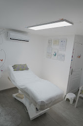 Photo n°3 de Claudia secrets - Institut de beauté à Saint-Doulchard (Service d'épilation à la cire)