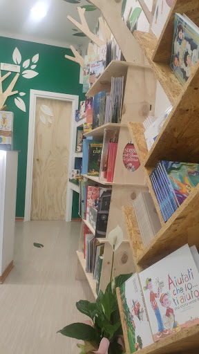 Saremo Alberi libri e giochi per bambini e ragazzi Gallery - Italy