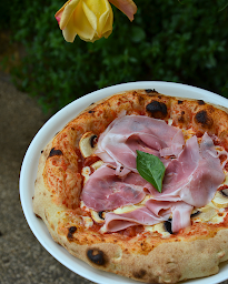 Photo n°1 de Gusto pizza à Lambesc (Pizzeria)