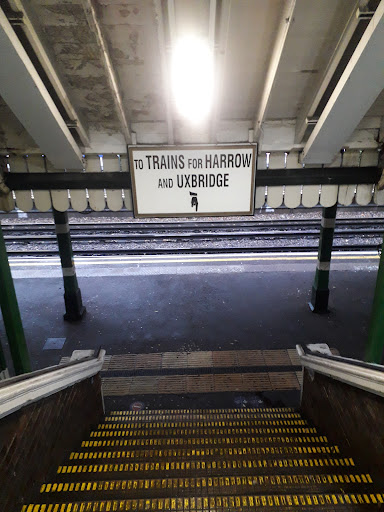 North Ealing - Visual