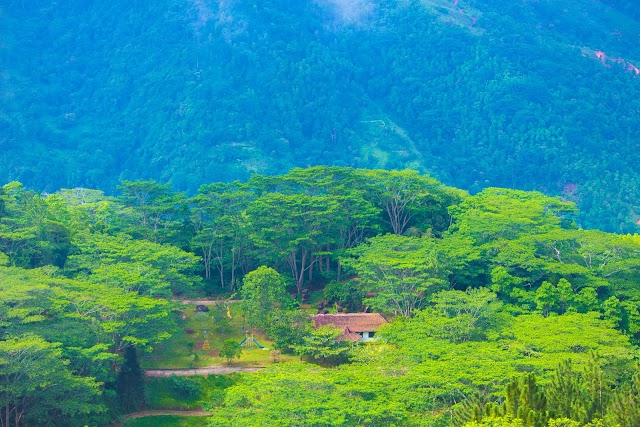 Ambuluwawa Multi Religious Centre