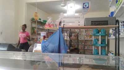 Photos of Farmacia Melenciano