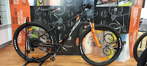 Photo n°3 de Répar'AIN Vélo - Atelier de réparation à Montrevel-en-Bresse (Magasin de réparation de vélos)
