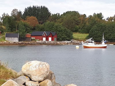 Photos of V&aring;g&oslash;y Kyrkje