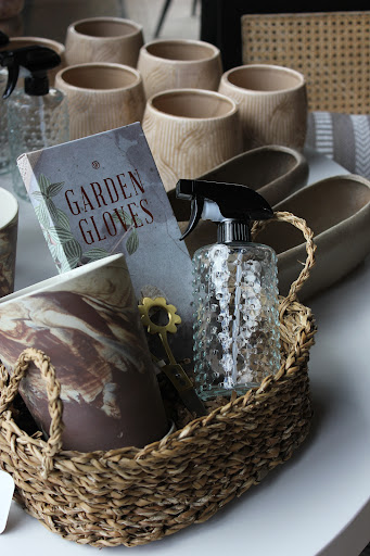 Fern•ish Home - Thumbnail