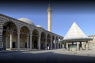 Behram Paşa Camii