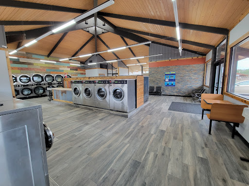 Village Spin Laundromat | Spooner Wisconsin | Self-Service Laundry Logo