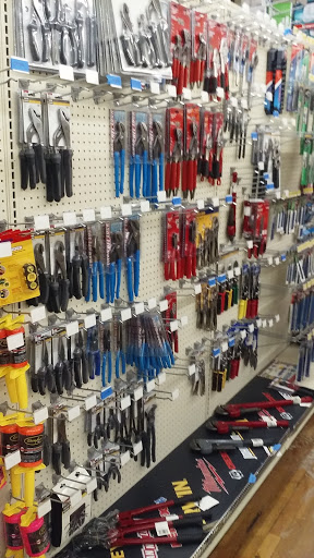 Ray's True Value Hardware - Visual