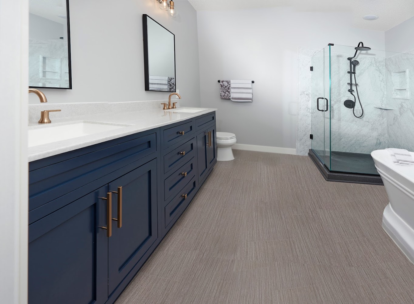 Great Lakes Home Renovations in Apple Valley, MN - Tub Reglazing Services