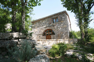 Photo n°1 de Gîtes les Princes. à Lanas (Gîte)