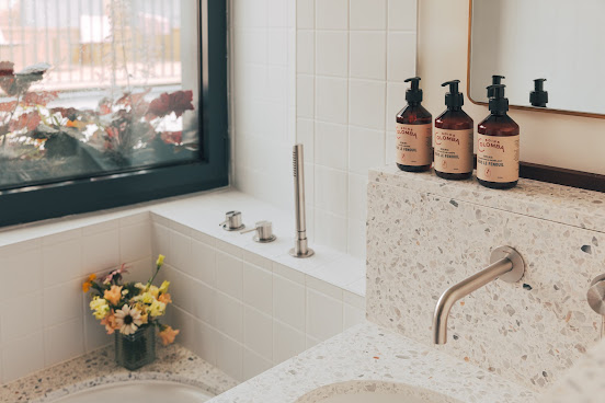 Le Wallace Hôtel & Bar by null