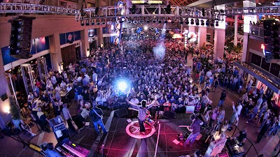 Photos of Fourth Street Live!