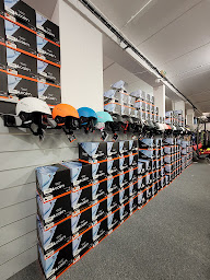 Photo n°7 de Troc Sport / Chalet1850 Outlet à Champagne-au-Mont-d'Or (Magasin d'articles de snowboard)