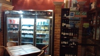 Photos of SANTO GRAAL BISTRO.