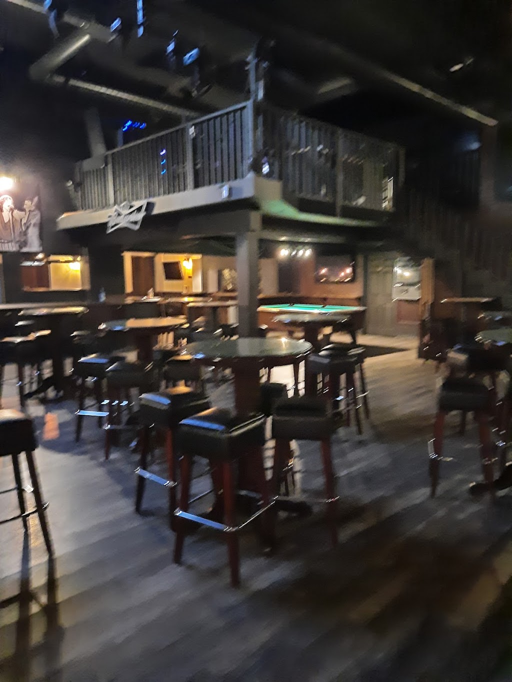 Next Round Bar & Grill