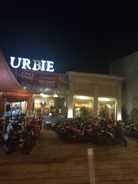 Urbie Store, Author: devi manik