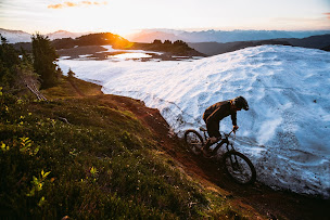 Photo n°4 de Specialized Aix-en-Provence / Two For Bike à Le Tholonet (Magasin de vélos)