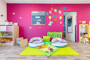 Photo n°2 de Les Petits Chaperons Rouges à Mouriès (Administration municipale)