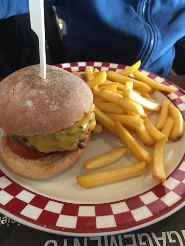 Zone d'activité commerciale Basse Quinte, Carr Pompadour, 94000 Créteil