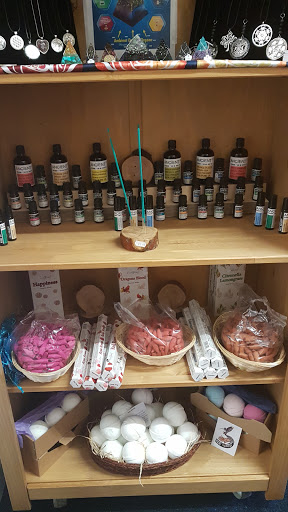 DC Therapies -massage & Acupuncture Gallery - United Kingdom