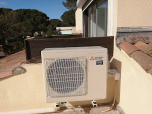 Photo n°9 de ÉNERGIE - CONFORT | Pose et entretien de climatisation à Marseillan (Fournisseur de systèmes de climatisation)