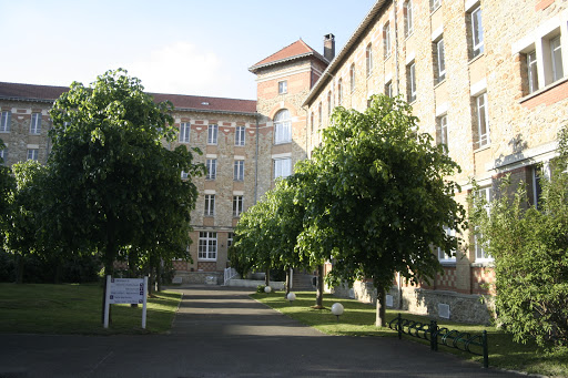 Institut d'études politiques de Saint-Germain-en-Laye - Thumbnail
