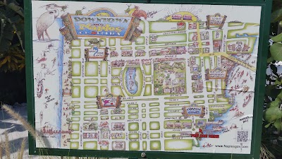 Photos of Downtown Naples
