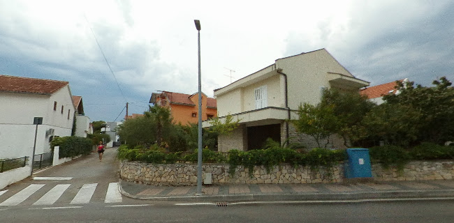 Luka Vodice - Brijačnica