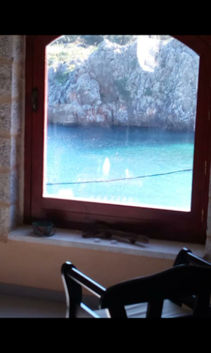 Comentarii opinii despre Ampelos Tower