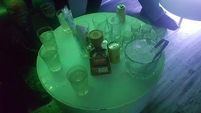 Photos of Articbar