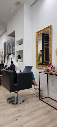 BackStage Salon Peluqueria - Thumbnail
