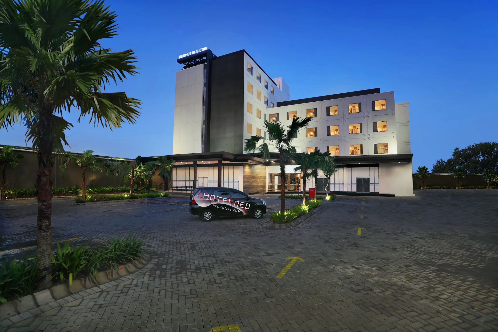 Hotel Neo+ Waru - Sidoarjo