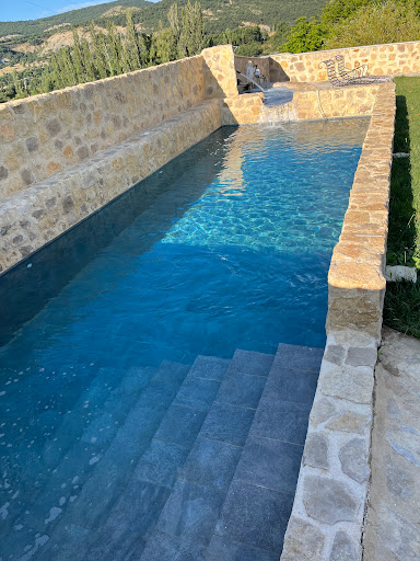 Photo de EcoTech Piscine à Peyruis (04310)