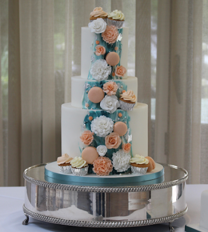 Champagne Cakes