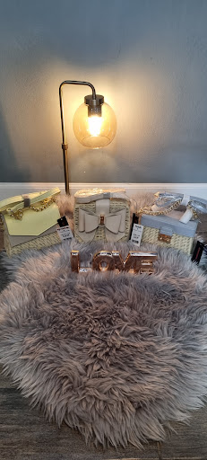 Villanelle Shop - Thumbnail