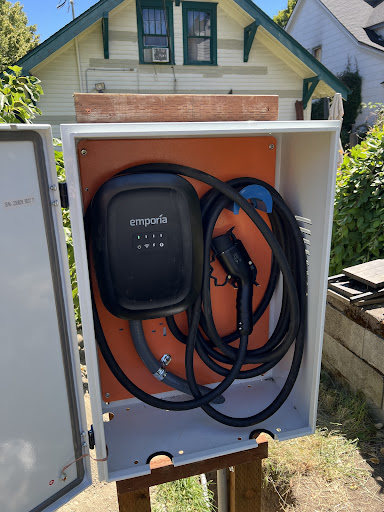 J5 Electric Gallery - United States