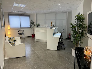 Photo n°4 de Docteur Camman François - Chirurgie Plastique Reconstructrice et Esthétique à Béziers à Béziers (Chirurgien plasticien)