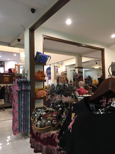 Photos of Batik Huza Production Public Relations