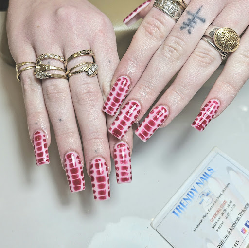 Trendy Nails