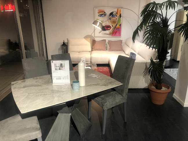 Commentaires et avis sur Mobilier de France Marseille