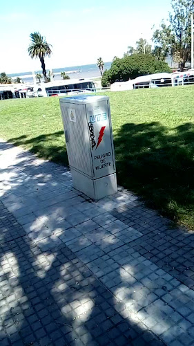 Estación de carga de vehículos eléctricos - Montevideo
