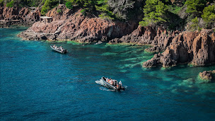 Photo n°25 de Black Tenders Cannes à Cannes (Service de transport)