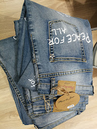 Photo n°18 de Bohème le lavandou vêtements femme à Le Lavandou (Magasin de vêtements pour femmes)