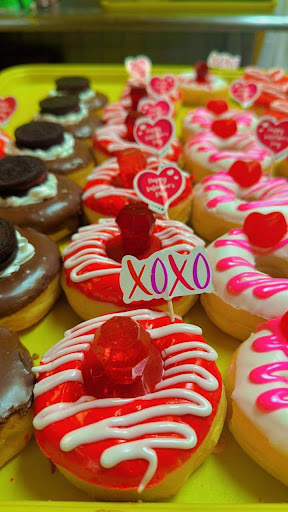 Simply Fresh Donutz - Thumbnail