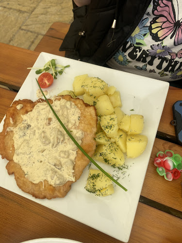 Zamkowa 3, 76-150 Darłowo